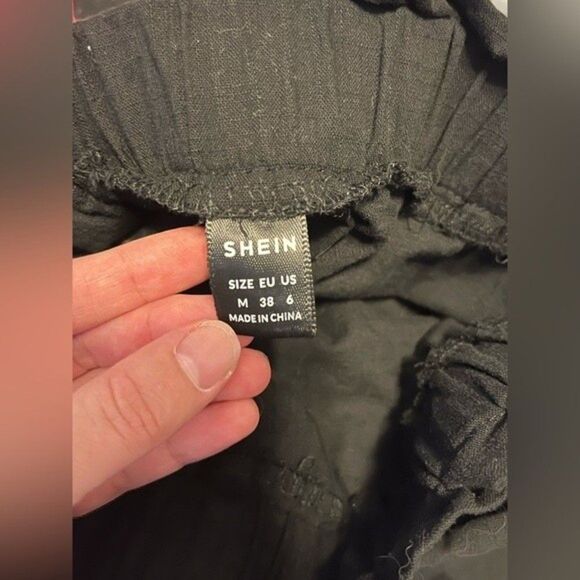 SHEIN Paperbag Waist Belted Skirt Black Size Medium (6) - Picture 5 of 6